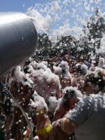 fiesta de la espuma en madrid